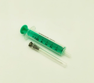 Set stříkačka 5ml a jehla pro plnění náplní inkoustem a čistícím roztokem